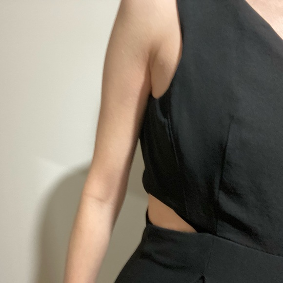 Zara sleeveless jumpsuit with side cutouts - Picture 8 of 11